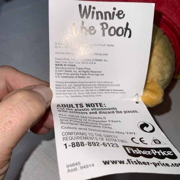2001 Vintage Fisher Price 9” Winnie The Pooh Plush Cuddly Toy NWT - Picture 8 of 8